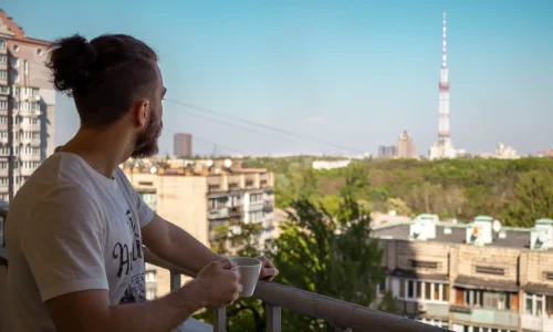 Хостелы для тех, кто в дороге с ноутбуком: где удобно работать, есть и не сойти с ума